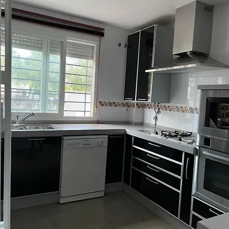 Exclusivo Chalet Sevilla. ¡jardin & Cocina!
