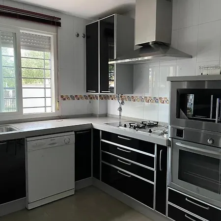 בית אירוח Exclusivo Chalet Sevilla. ¡jardin & Cocina! Alcalá de Guadaira